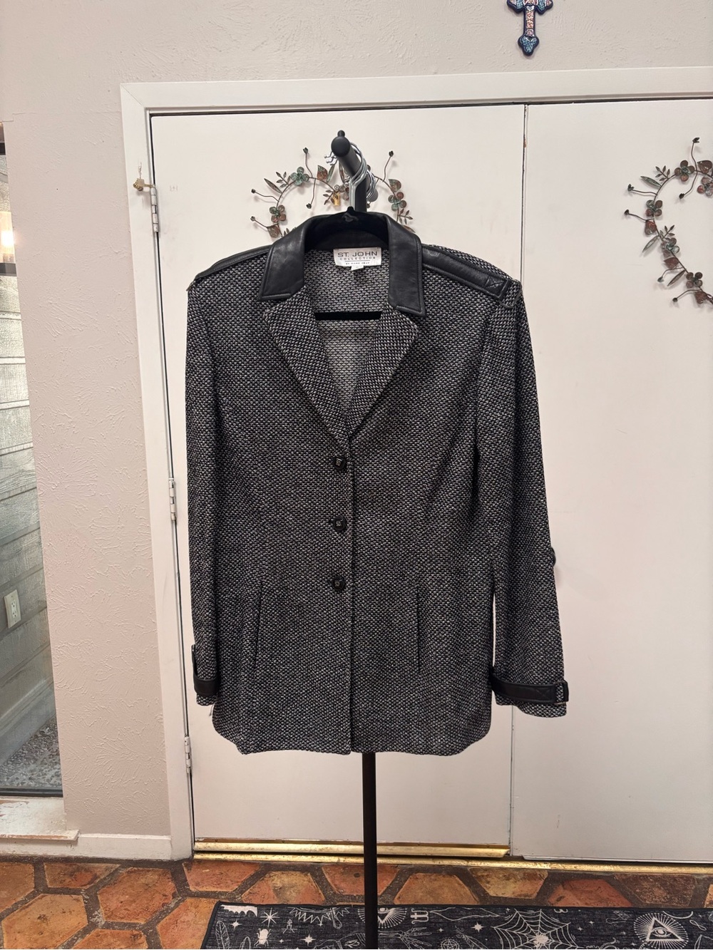 St. John Collection Marie Gray Leather-trim sweater knit blazer jacket
